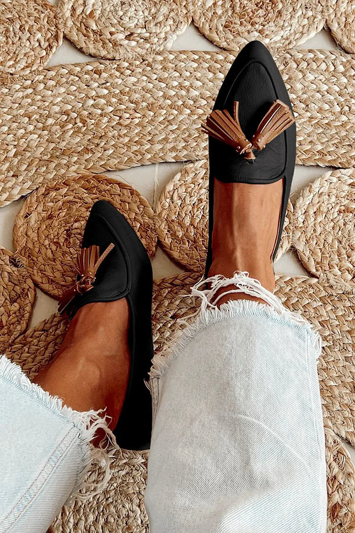 Kaylee | Klassiska Spetsiga Fringade Loafers