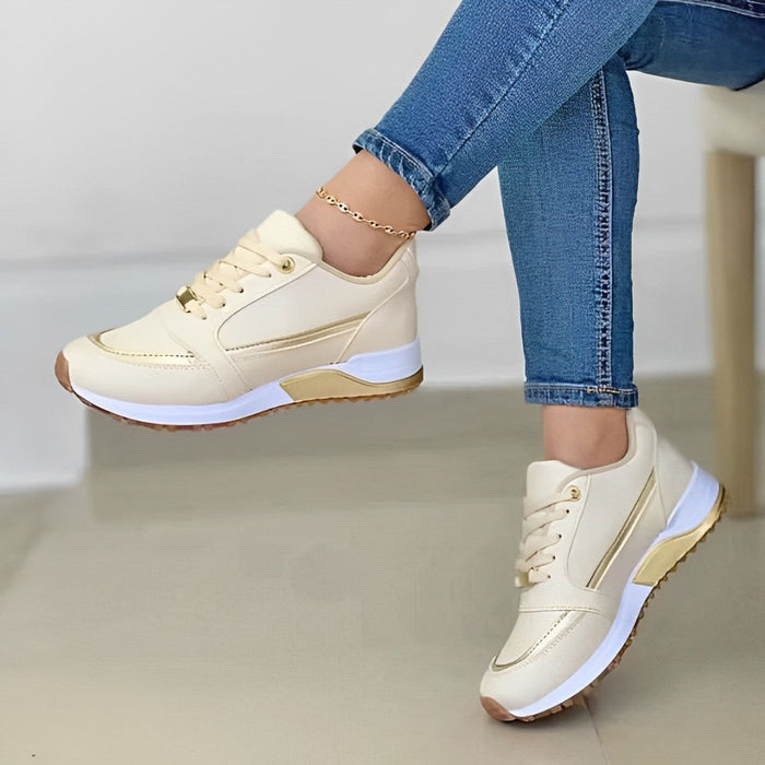 Dam Sneakers med Kontrastränder och Snörning