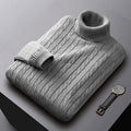 Rhys | Kabelstickad Turtleneck Tröja